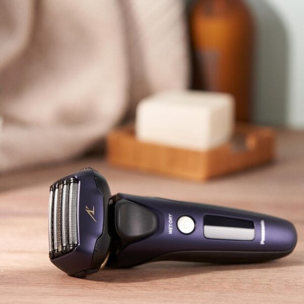 Panasonic Series 800 ES-LV67 , 5-Blade Wet & Dry Electric Shaver For Men