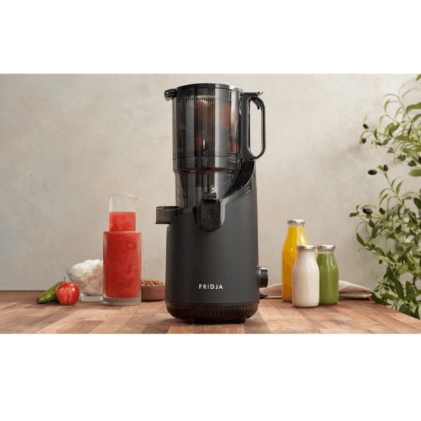 Fridja f2500 Self-Feeding Juicer, 135mm Chute, Whole Fruit, 250W Cold Press