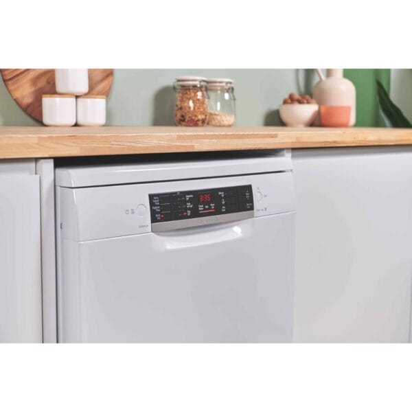 Bosch Series 2 SMS26AW08G Freestanding Dishwasher, 60cm, White [Energy Class E]