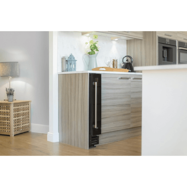 Russell Hobbs RHBI7WC1 7 Freestanding or Integrated Wine