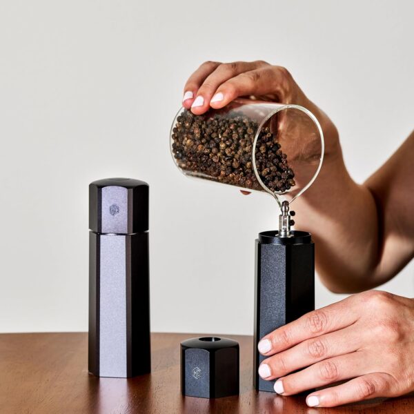 HexClad Tabletop Salt and Pepper Mill Set & Carrying Caddy Holder