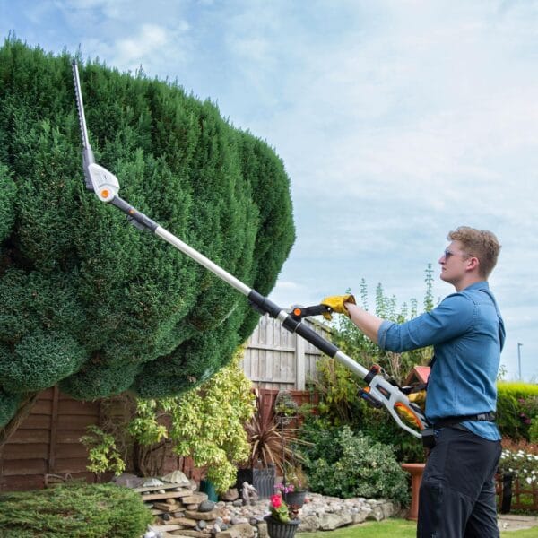 VonHaus Pole Hedge Trimmer Cordless 20V – x2 Batteries & Charger, G-Series